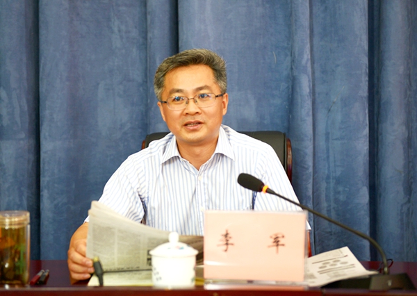 长沙市纪委书记李军:用法治思维和法治方式反对腐败