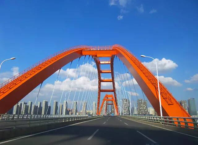 湘江三汊磯大橋,作為我國最大的自錨式懸索大橋,亦是長沙人心中的