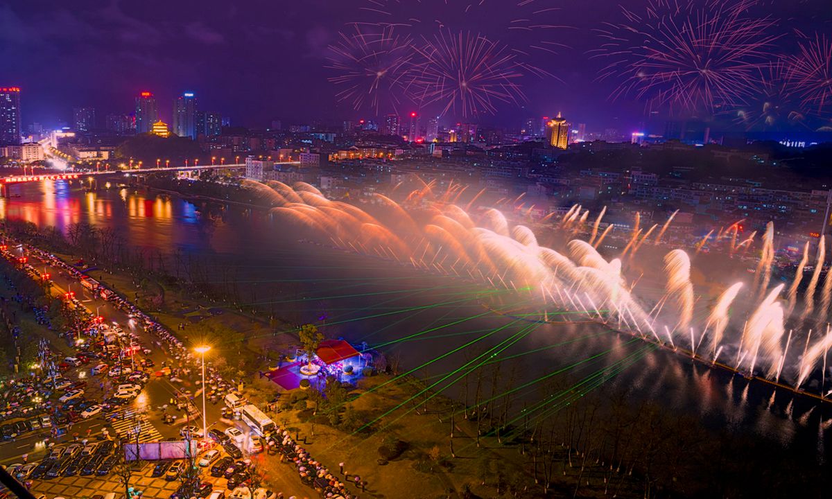 长沙浏阳河风光带夜景图片